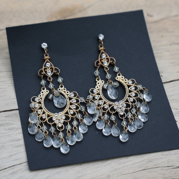 🦋Vintage Elegant Bohemian Chandelier Earrings - Picture 1 of 3